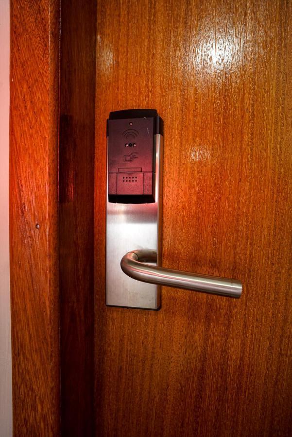 Hotel Diamantte 伊塔佩米林河畔卡舒埃鲁 外观 照片
